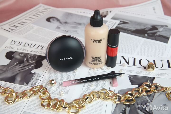 Набор косметики MAC