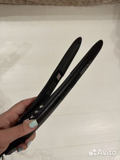 Выпрямитель для волос профессиональный