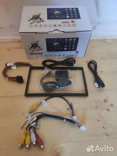 Магнитола Android 2din+рамка универсальная в подар