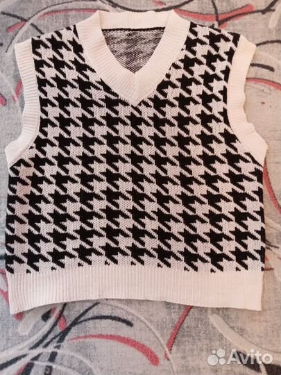 Жилетка женская