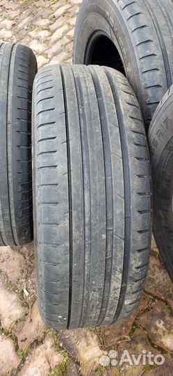 Nokian Tyres Hakka Black 235/65 R17