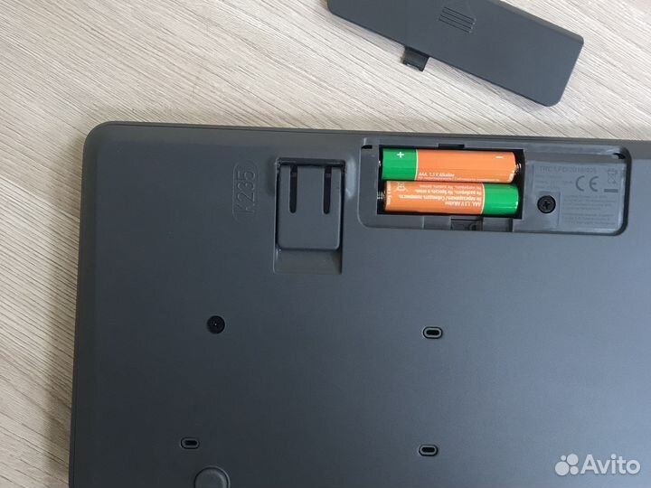 Беспроводная клавиатура и мышь logitech k235+m170