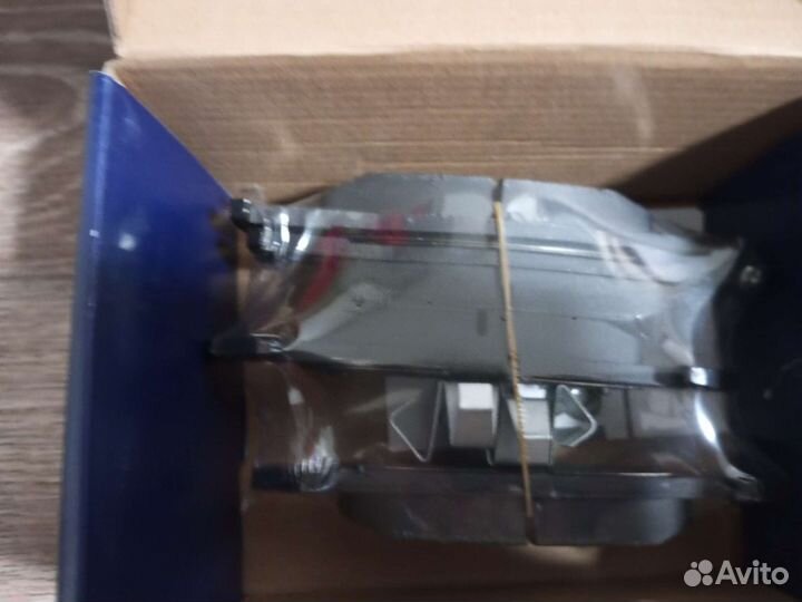 Передние тормозные колодки на рено сандеро, логан