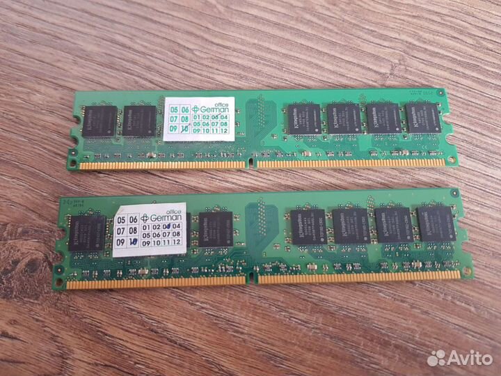 Оперативная память DDR2 Kingston KVR667D2N5/1G 2шт