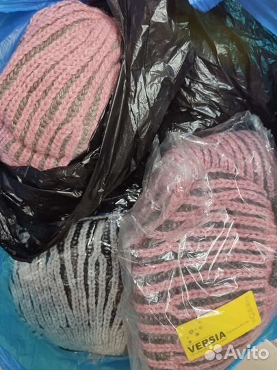 Шапки, береты для детей и взрослых