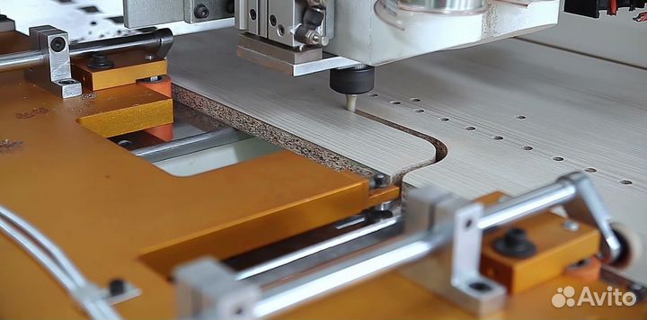 Сверлильно-присадочный станок чпу HuaHua SKH-612HS