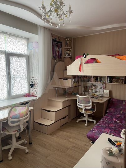 3-к. квартира, 56 м², 2/3 эт.