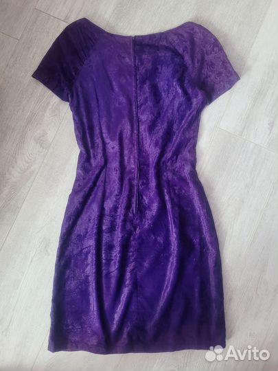 Платье-футляр