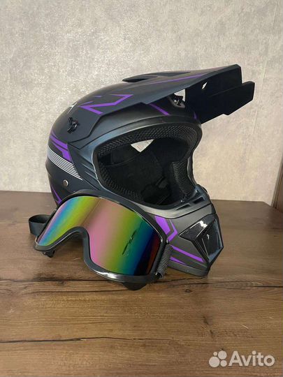 Мото шлем новый