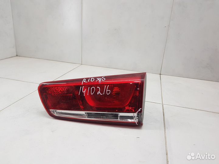Фонарь задний правый внутренний Kia Rio