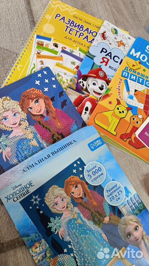 Игрушки для ребенка/защита на шкафчик от детей