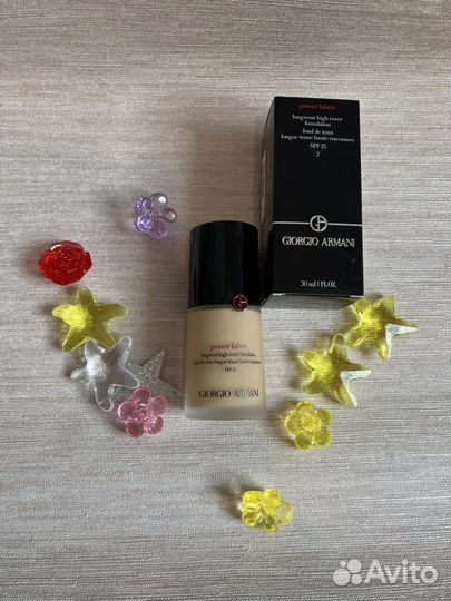 Giorgio Armani Power Fabric тональный крем