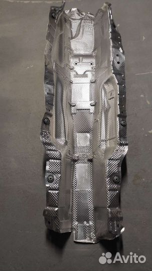 Теплоизоляционный экран тоннеля Volkswagen skoda