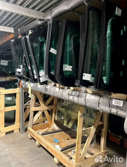 Лобовое стекло mitsubishi outlander (GF) 5D SUV об