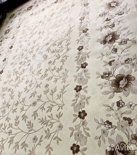 Ковер шерстяной