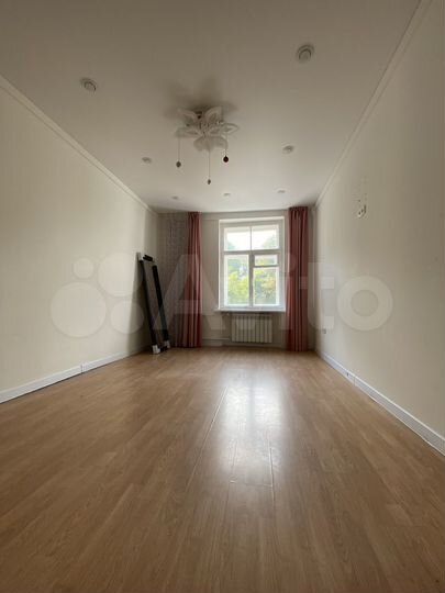 2-к. квартира, 60,9 м², 2/4 эт.