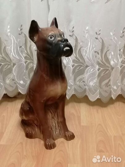 Статуэтка собака