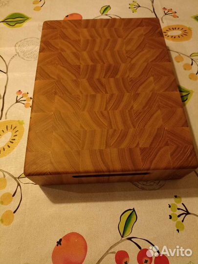 Торцевая разделочная доска с гастроемкостью