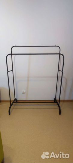 Вешалка для одежды напольная металлическая