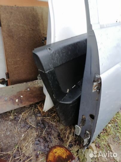 Дверь приора