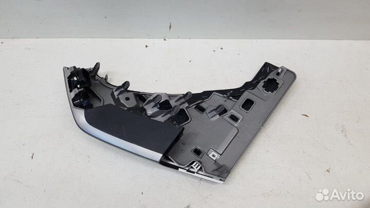 Обшивка салона передняя левая Toyota Land Cruiser