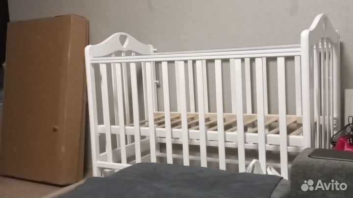 Детская кроватка, матрас, наматрасник, бортики