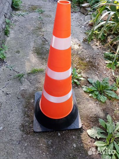 Конус сигнальный дорожный