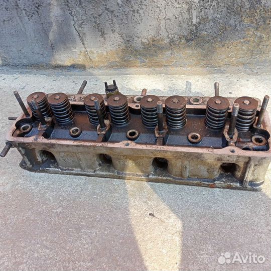 Головка блока двигателя 402