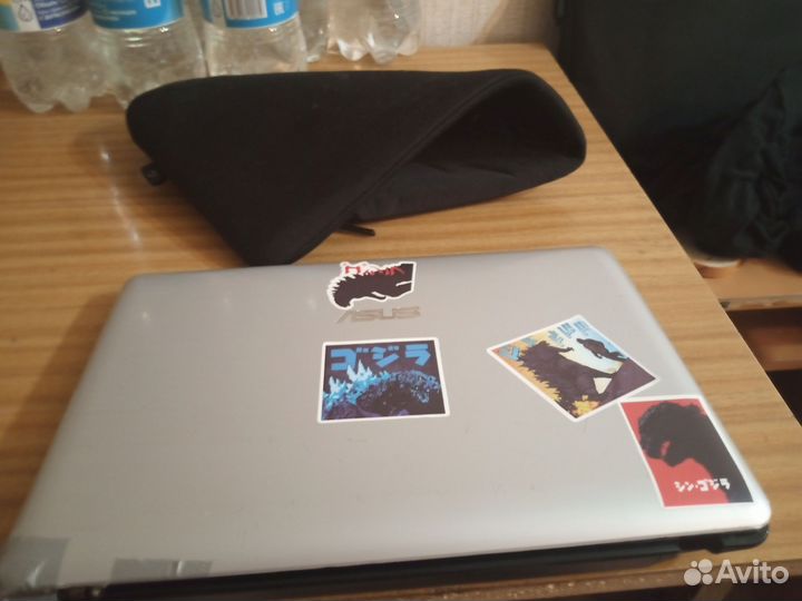 Нетбук asus