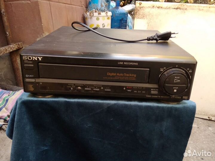 Видеомагнитофон sony