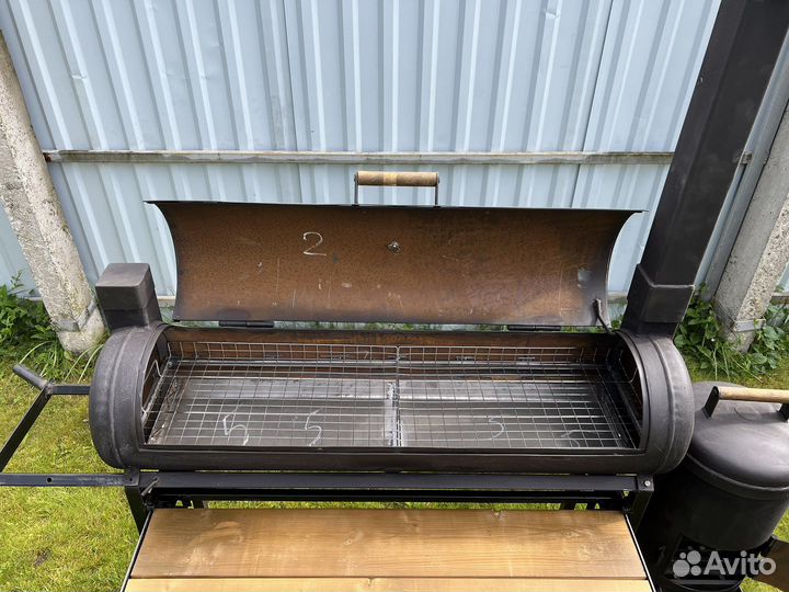 Смокер гриль