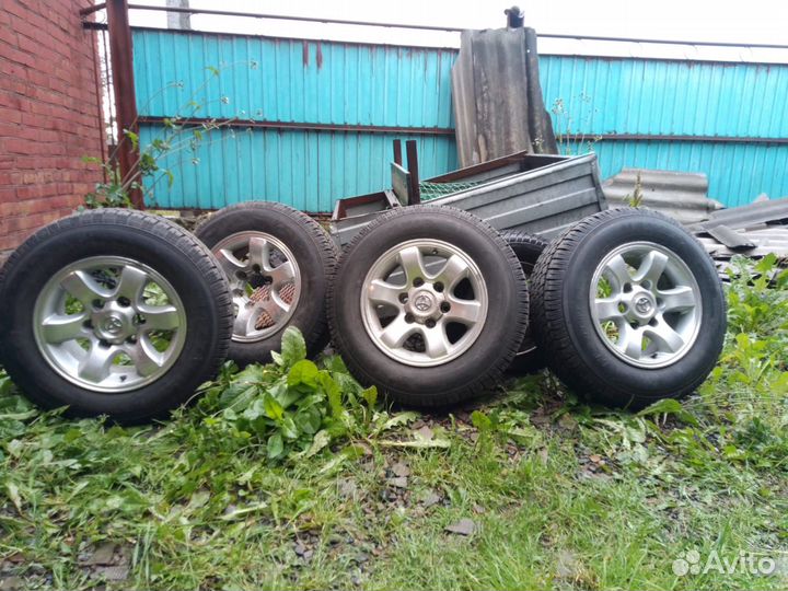 Maxxis MA-W2 Wintermaxx 215/70 R15