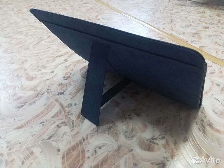 Чехол фирмы rivacase для планшета новый