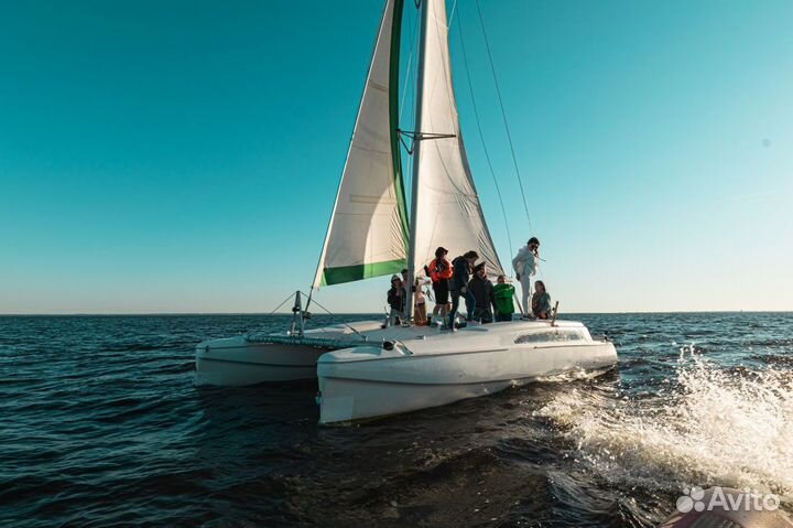 Парусный катамаран Гардемарин