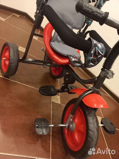 Велосипед детский новый трёхколёсный