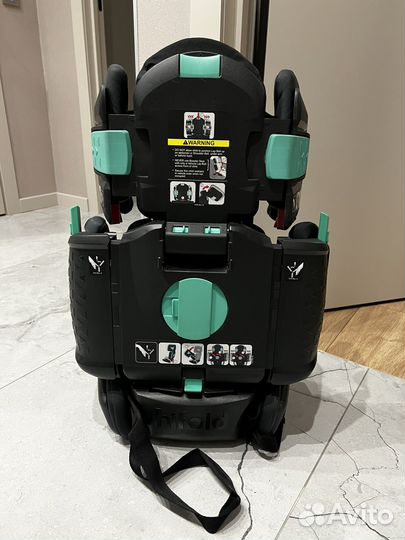 Автомобильное кресло Hifold