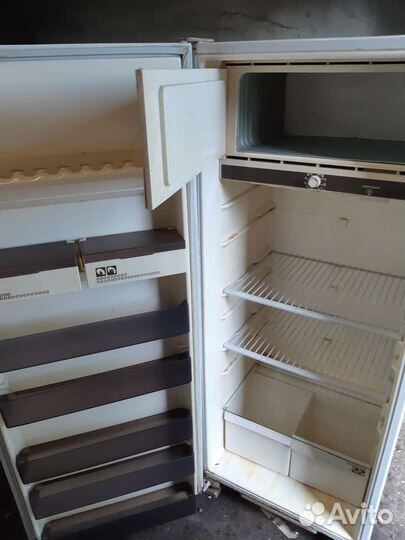 Холодильник