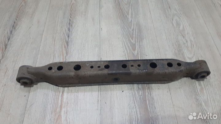 Рычаг подвески Nissan X-trail T31 Лев