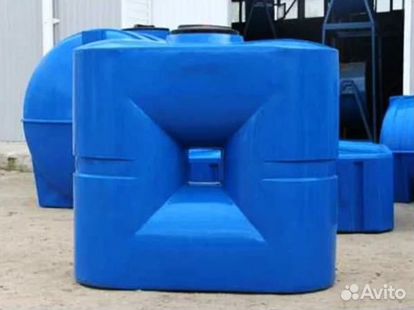 Емкости из пластика для сада