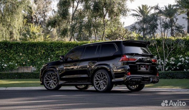 Кованые диски в стиле Vossen для Lexus LX R24