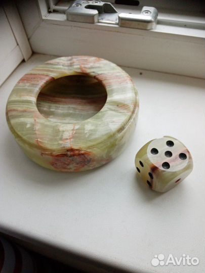 Пепельница