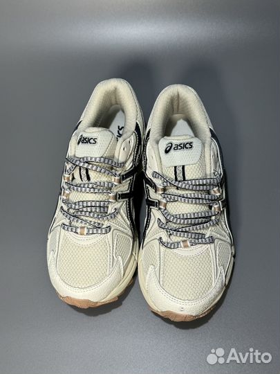 Кроссовки Asics