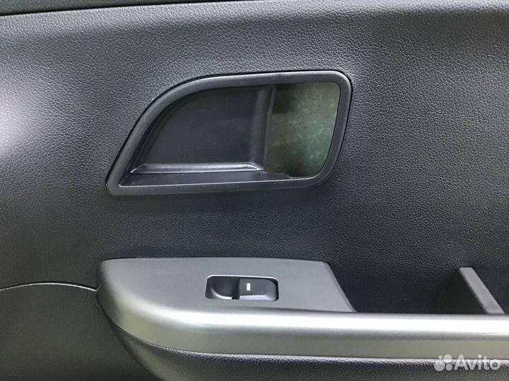 Обшивка двери передней правой Kia Rio 3 (QB) 2011-2017 823204Y000