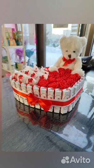 Сладкий букет из конфет