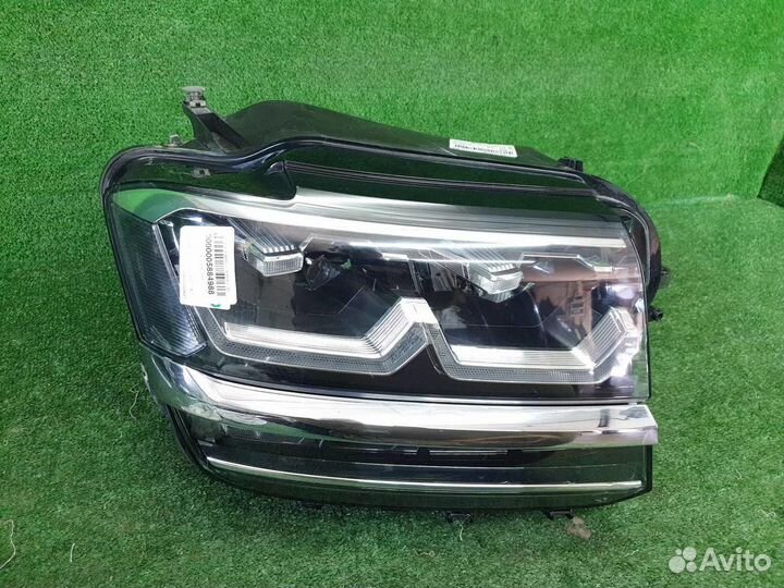 Фара правая Volkswagen Teramont