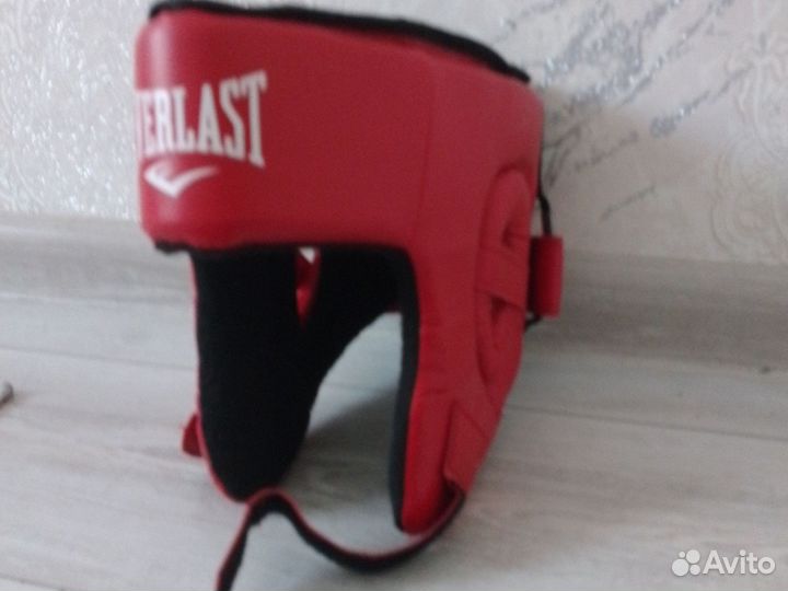 Боксерский шлем Everlast
