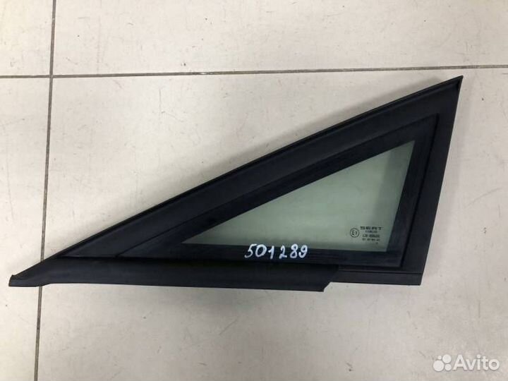 Стекло кузовное глухое левое Seat Leon 1P1 2005-20