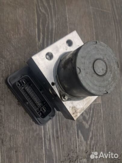 Блок Abs a2124310148 Мерседес w218 cls218