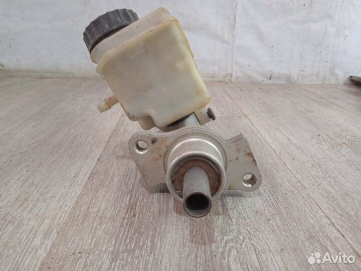 Главный тормозной цилиндр Bmw 3-Series E46 2000