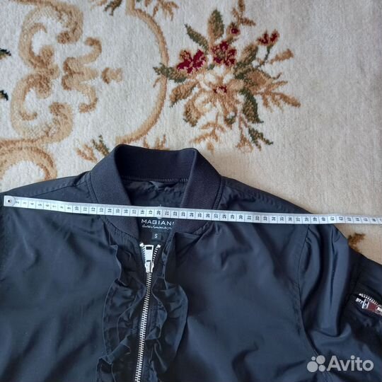 Бомбер женский